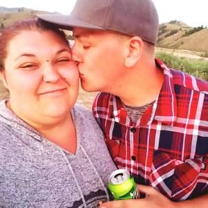 Meet your Posher, Ashley renee